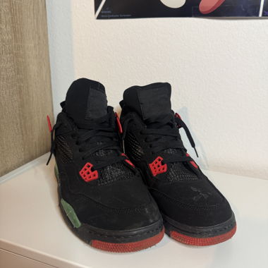 Air Jordan 4 schwarz rot grün