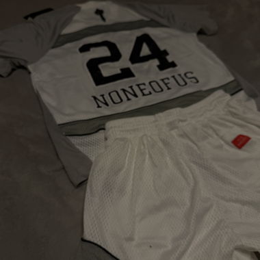 Ensemble survêtement Trapstar x Noneofus