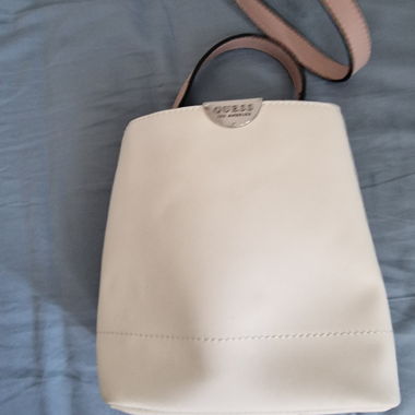 Sac à main Guess blanc