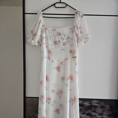 Robe blanche à fleur