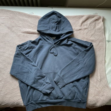Felpa blu (look oversized)