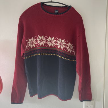 Gap Sweater