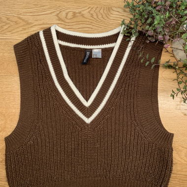 Sweater Vest