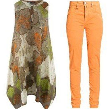 Pantaloni e tunica del marchio High, 32-34