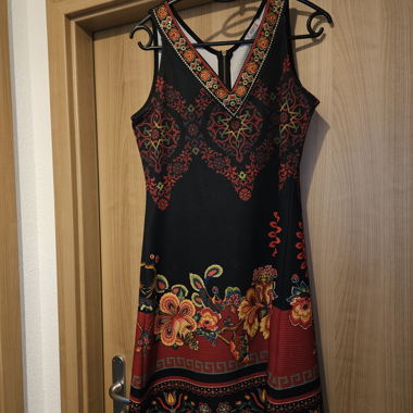 Robe sans manches imprimée