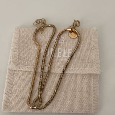 Collana color oro con bracciale abbinato
