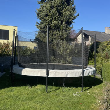 Superfun Trampolin mit Netz