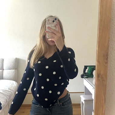 Tommy Hilfiger sweater with dots