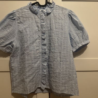 H&M Divided flowy blouse