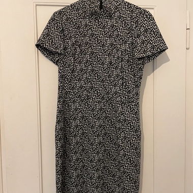 Schwarz-weiss gemustertes Kurzarmkleid - Hugo Boss