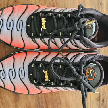 Nike Air Tuned Sneakers