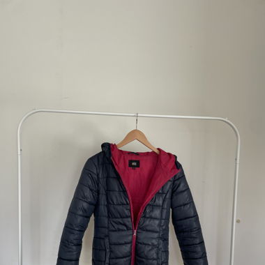 blau/pinke Daunenjacke // YES OR NO