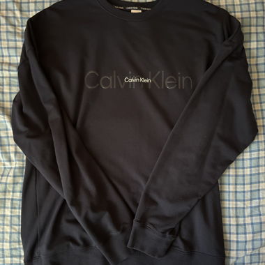 Sweat Calvin Klein homme – taille S, très bon état