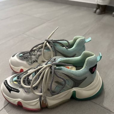 Turnschuhe