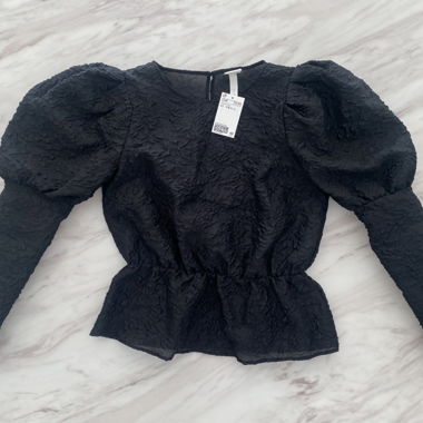Black Puff Sleeve Peplum Top – H&M (New with Tags)
