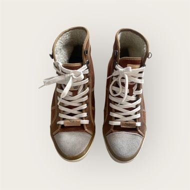 Vintage-Sneaker in Wildleder‑Optik Braun