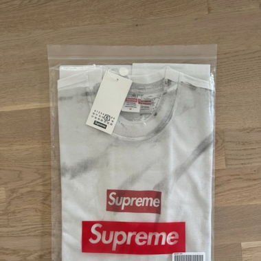 Supreme Box Logo