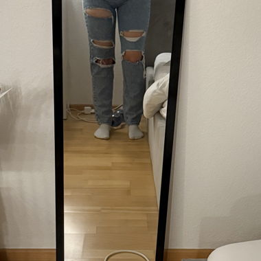 Jeans a vita alta strappati