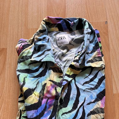 Regenbogen Zebra Streifen Hemd 
