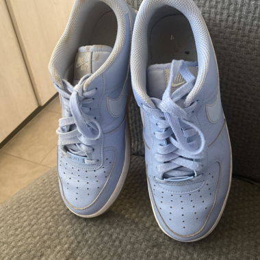 Baskets Nike Air Force 1 bleu clair