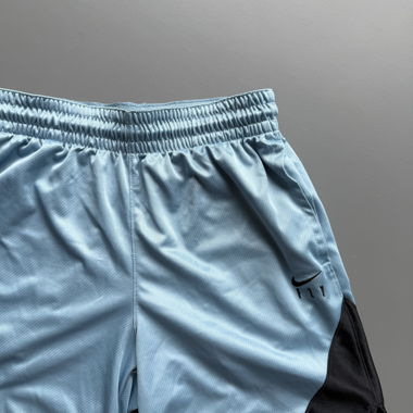 Shorts de sport Nike bleu