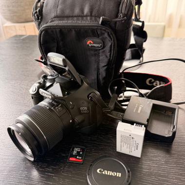 Set Canon EOS 550D – Condizioni top NP CHF 1'000