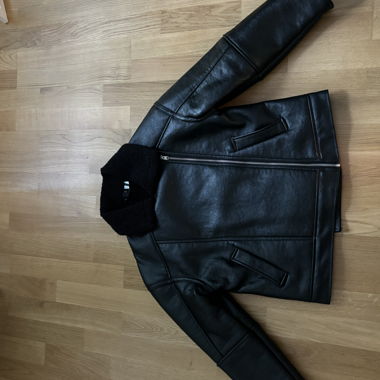 Veste d’hiver similicuir et teddy noir