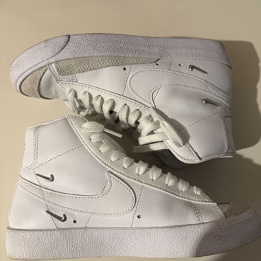 Nike BLAZER MID '77 VINTAGE Sneaker Blanc