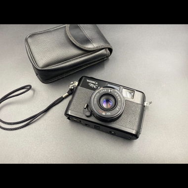 Caméra film yashica me1