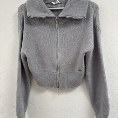 Graue Strickjacke mit Reissverschluss