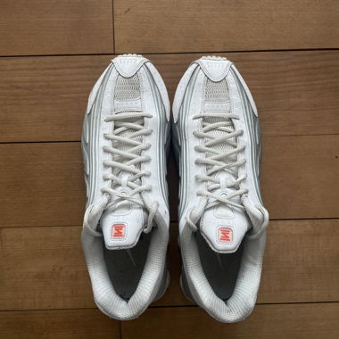 Nike Shox R4 Weis/Silber, selten getragen