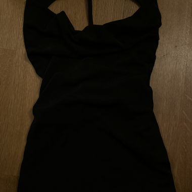 Black sleeveless top