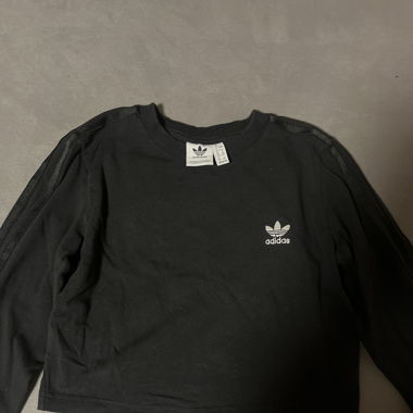 Adidas Bauchfreies Oberteil