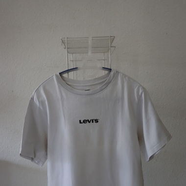 Weisses Levis T-Shirt