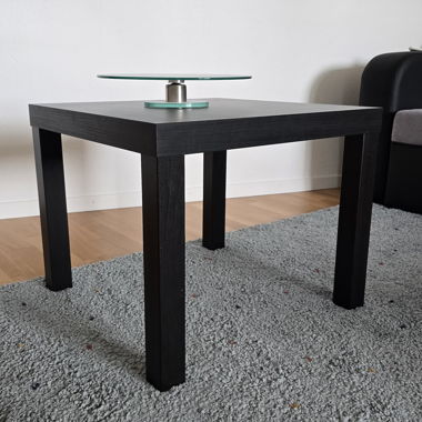 Schwarzer Gratis Beistelltisch