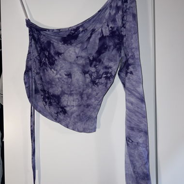 Superdown one sleeve top