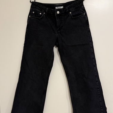 NA-KD Low Waist Jeans