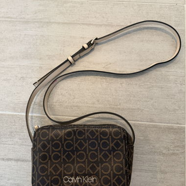Calvin Klein Crossbody Bag