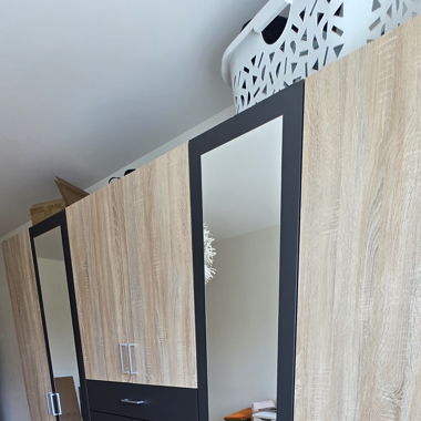 Armoire
