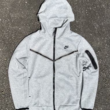 Nike Tech Grigio