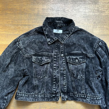 Cropped black denim jacket 