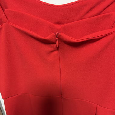 Rotes Trägerkleid