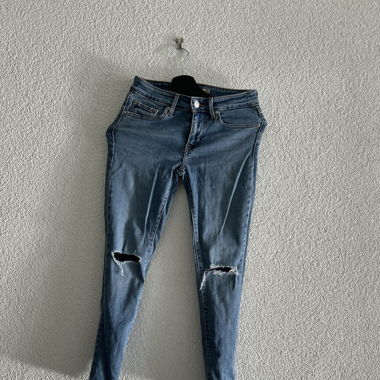 Levi's 711 Skinny