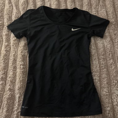 Nike - Slimfit T-shirt