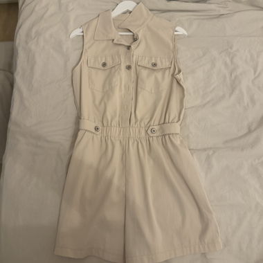 Salopette-beige senza maniche
