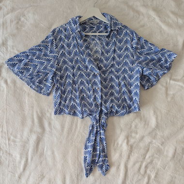 Bluse zum verknoten, blau, weiss, Marke Mango