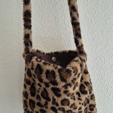 fake fur bag