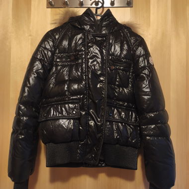 Piumino corto Moncler