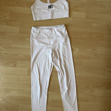 Completo sportivo HIIT rosa pallido