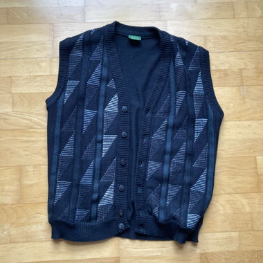 Gilet sans manches noir à motifs
